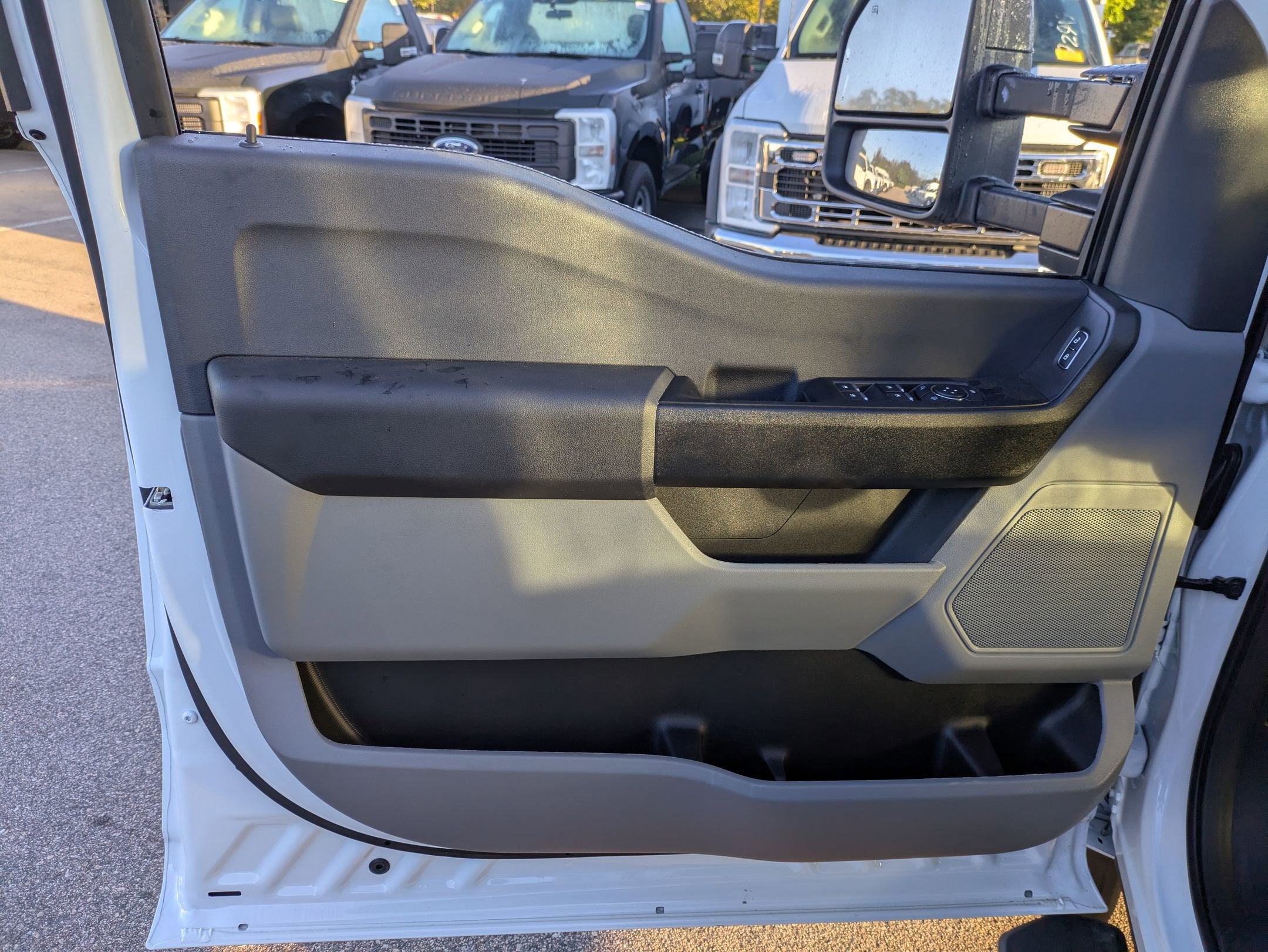 2025 Ford Super Duty F-450 DRW XL