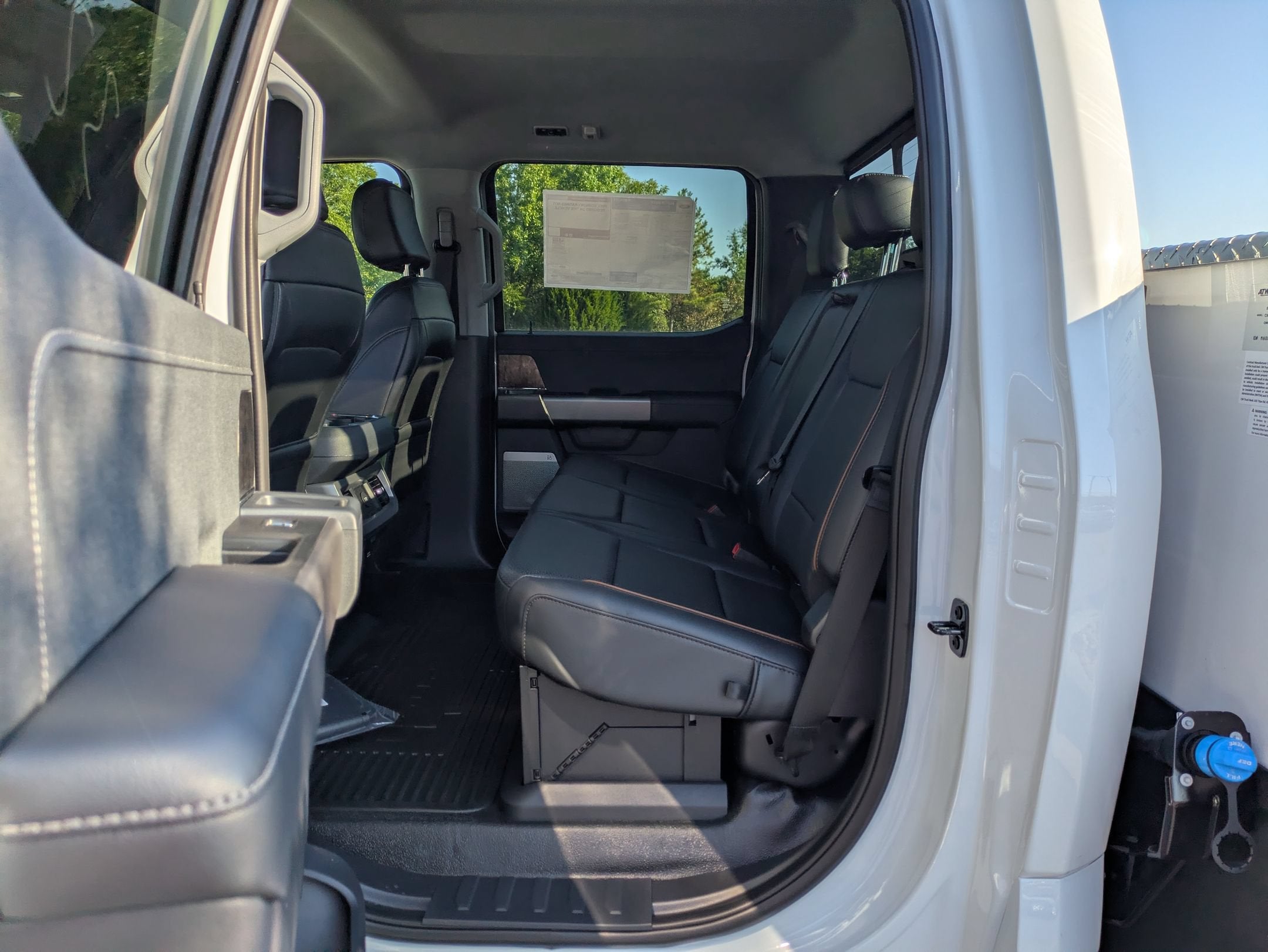2026 Ford Super Duty F-450 DRW LARIAT