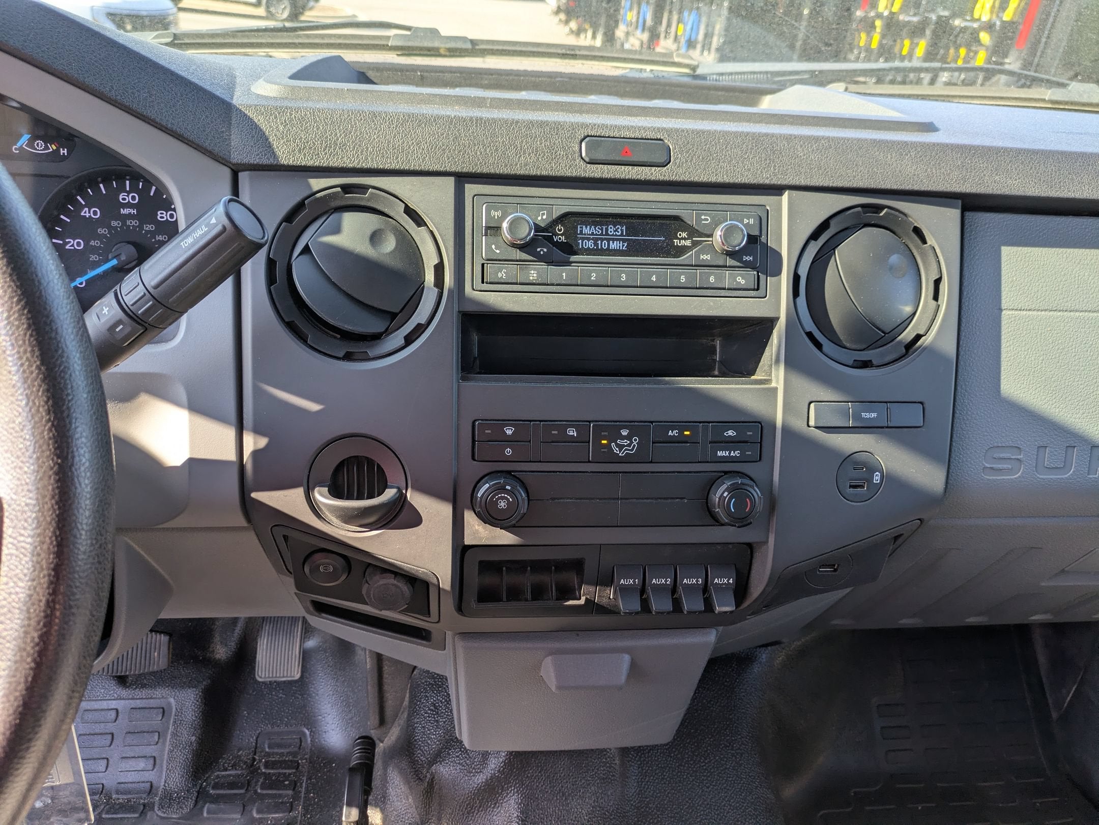 2025 Ford F-650SD Base
