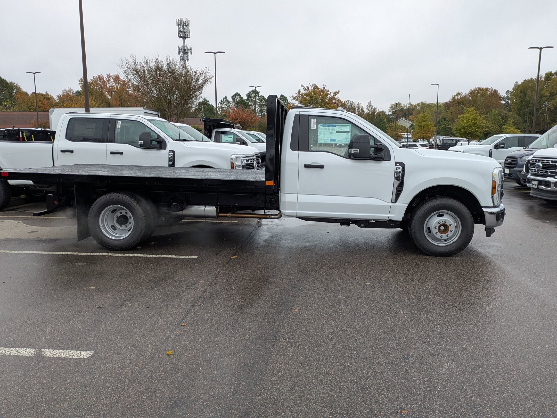 2026 Ford Super Duty F-350 DRW XL