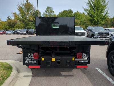 2027 Ford Super Duty F-350 DRW XL