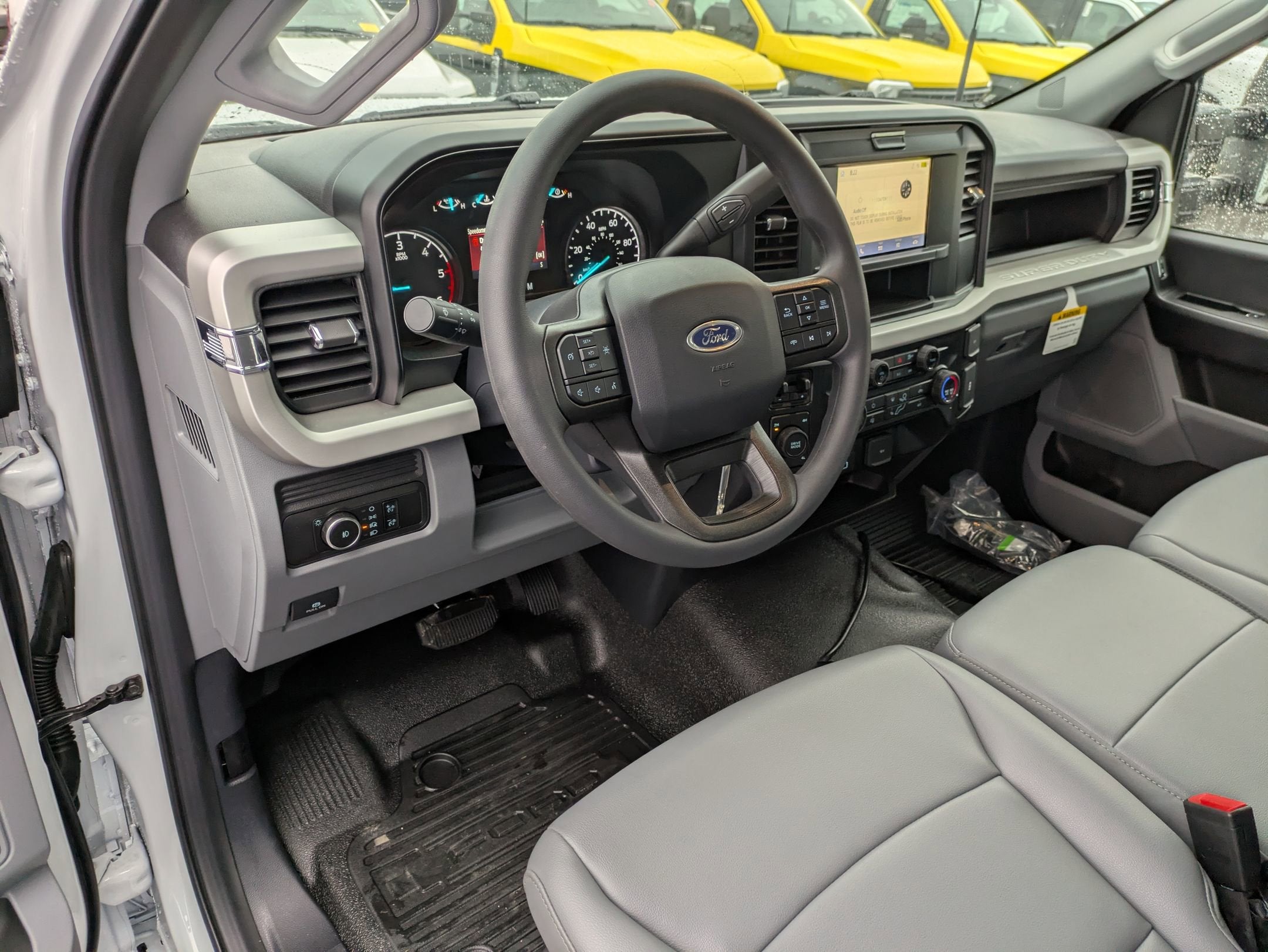 2026 Ford Super Duty F-350 DRW XL