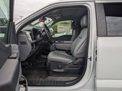 2025 Ford Super Duty F-550 DRW XL
