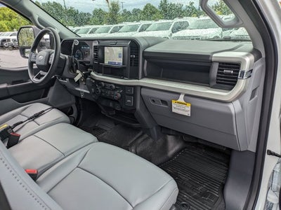 2025 Ford Super Duty F-550 DRW XL