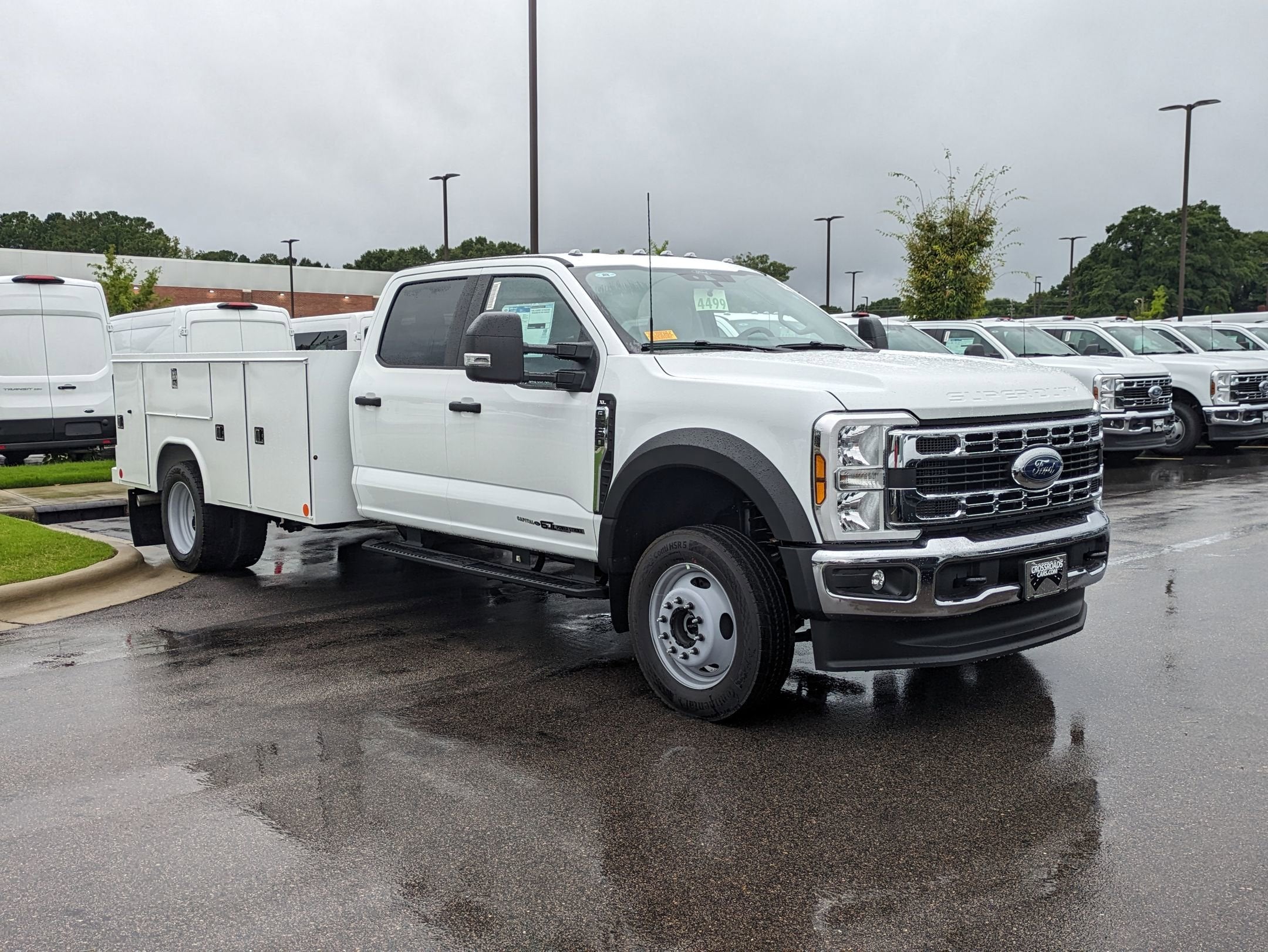 2025 Ford Super Duty F-550 DRW XL