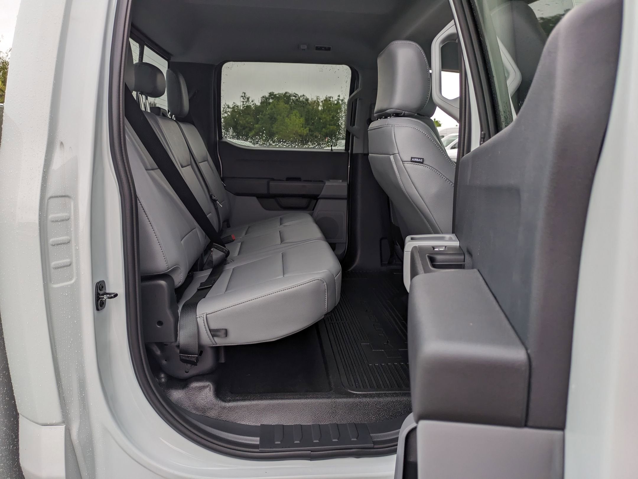 2025 Ford Super Duty F-550 DRW XL