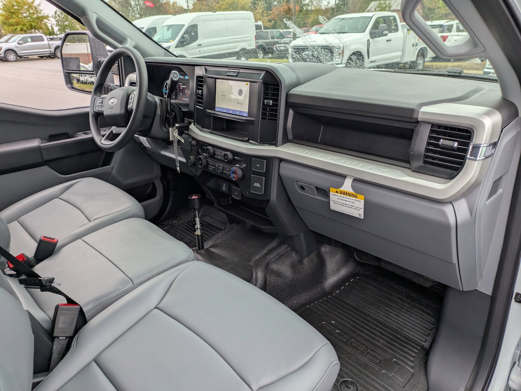 2025 Ford Super Duty F-550 DRW XL