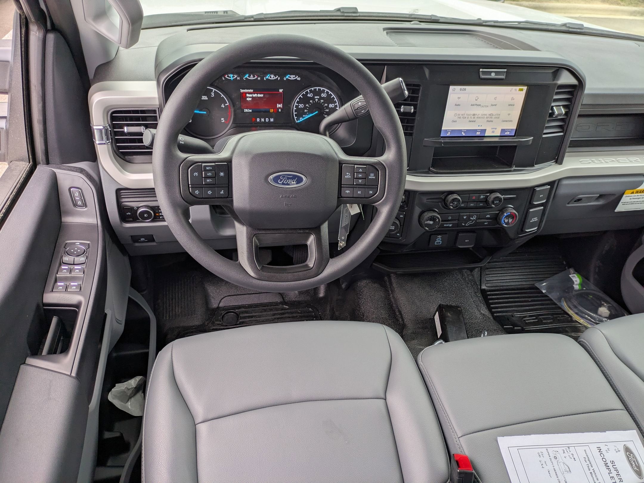 2026 Ford Super Duty F-550 DRW XL