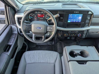 2025 Ford Super Duty F-550 DRW XL