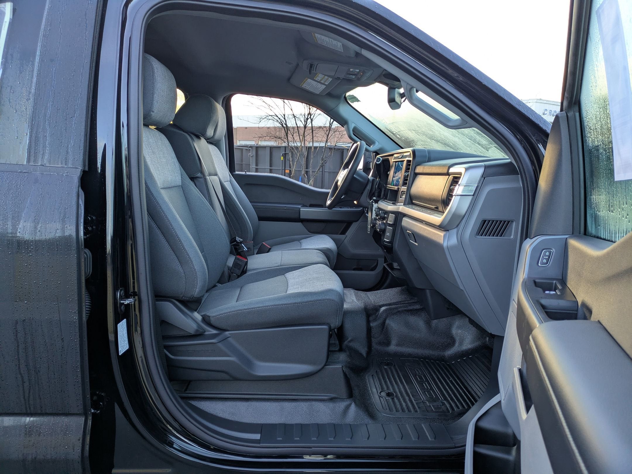 2025 Ford Super Duty F-550 DRW XL