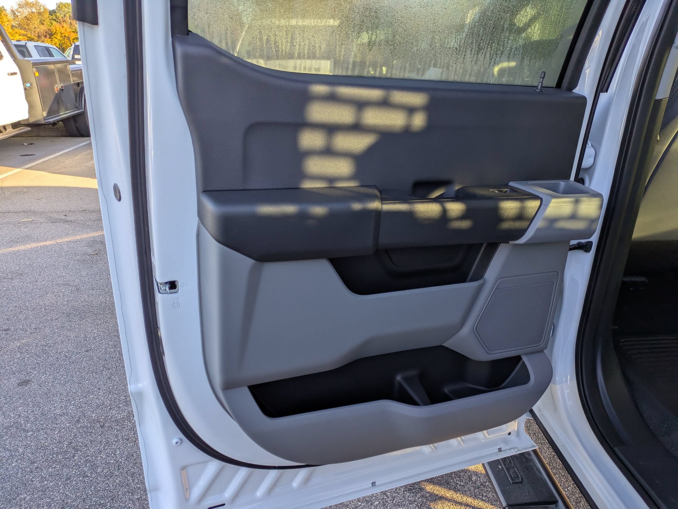 2027 Ford Super Duty F-550 DRW XL