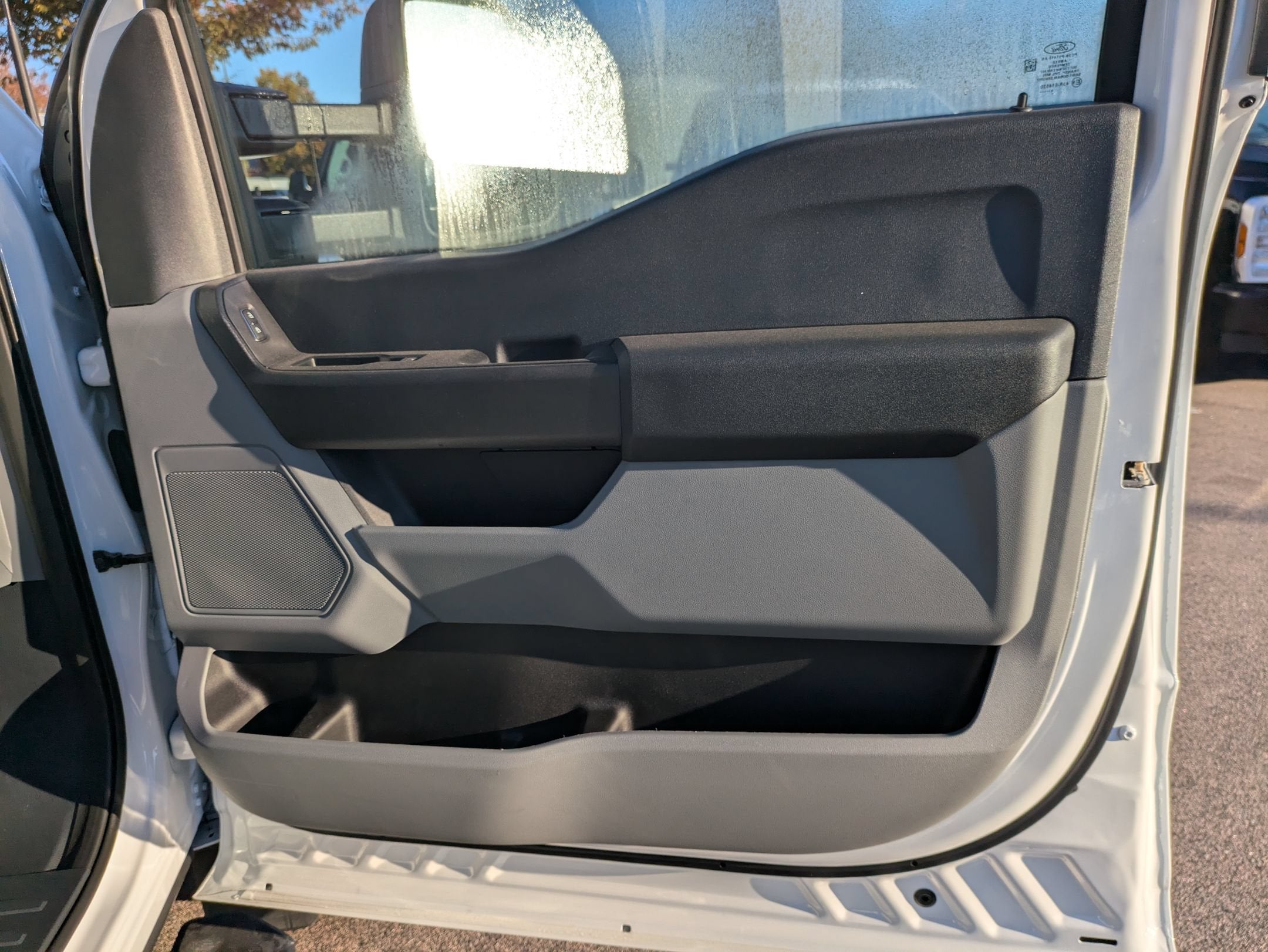 2027 Ford Super Duty F-550 DRW XL