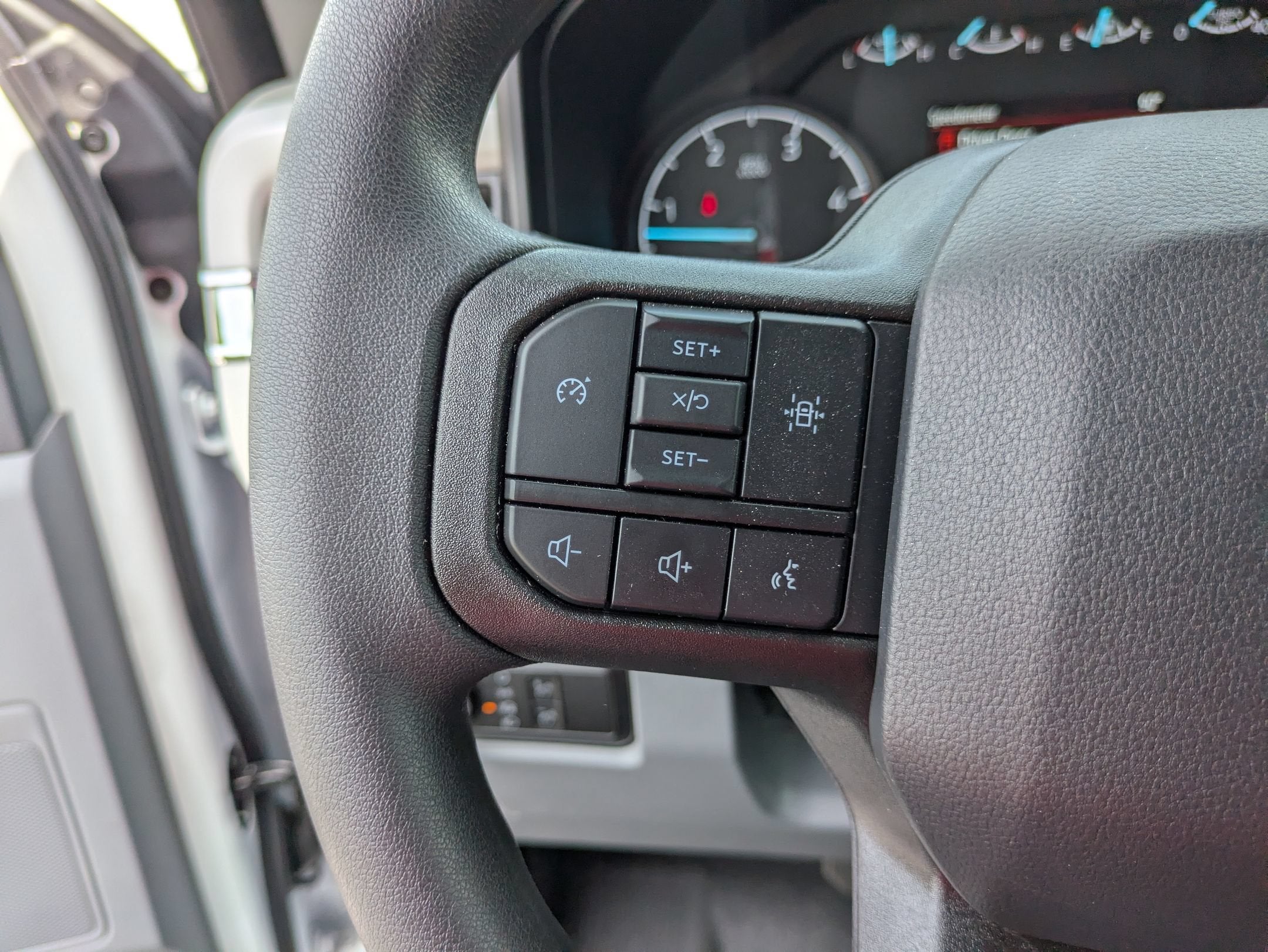 2026 Ford Super Duty F-550 DRW XL