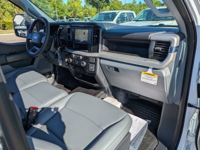 2026 Ford Super Duty F-550 DRW XL