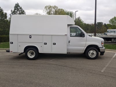 2025 Ford E-Series Cutaway E-350 SRW 138" WB