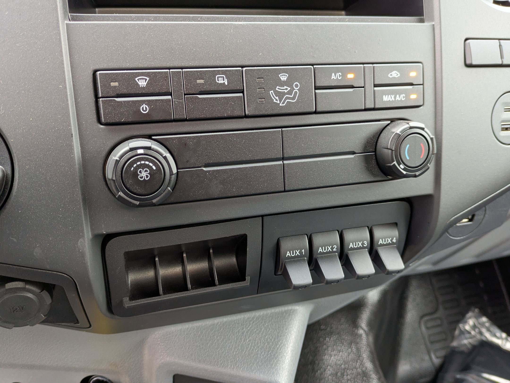 2026 Ford F-750SD Base