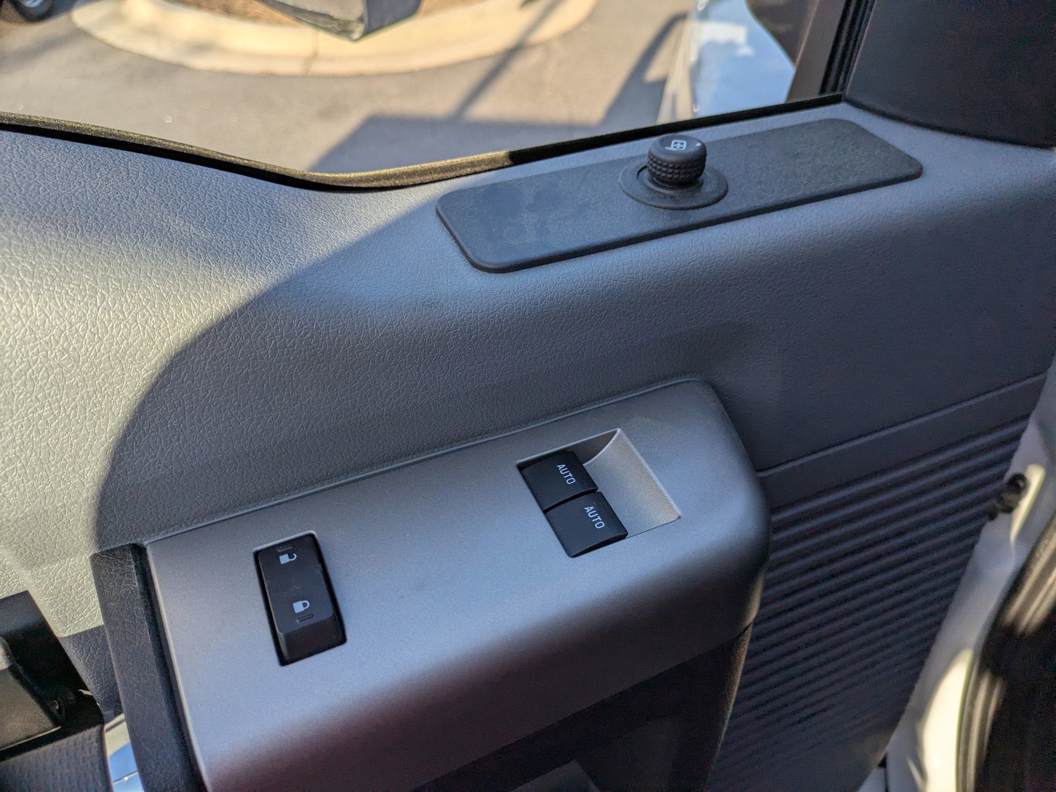 2027 Ford F-750SD Base