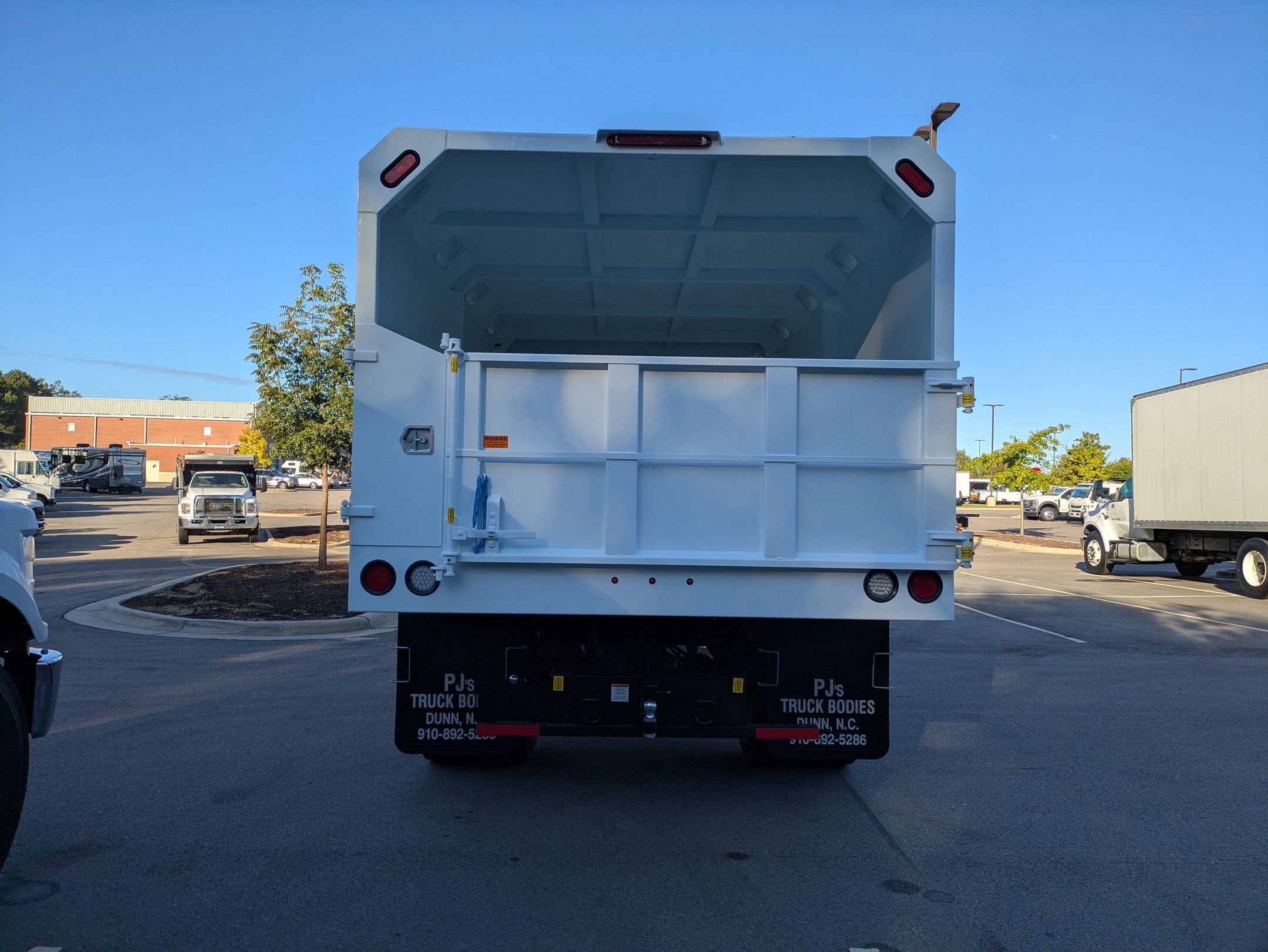 2026 Ford F-750SD Base