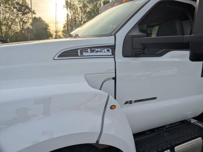 2027 Ford F-750SD Base