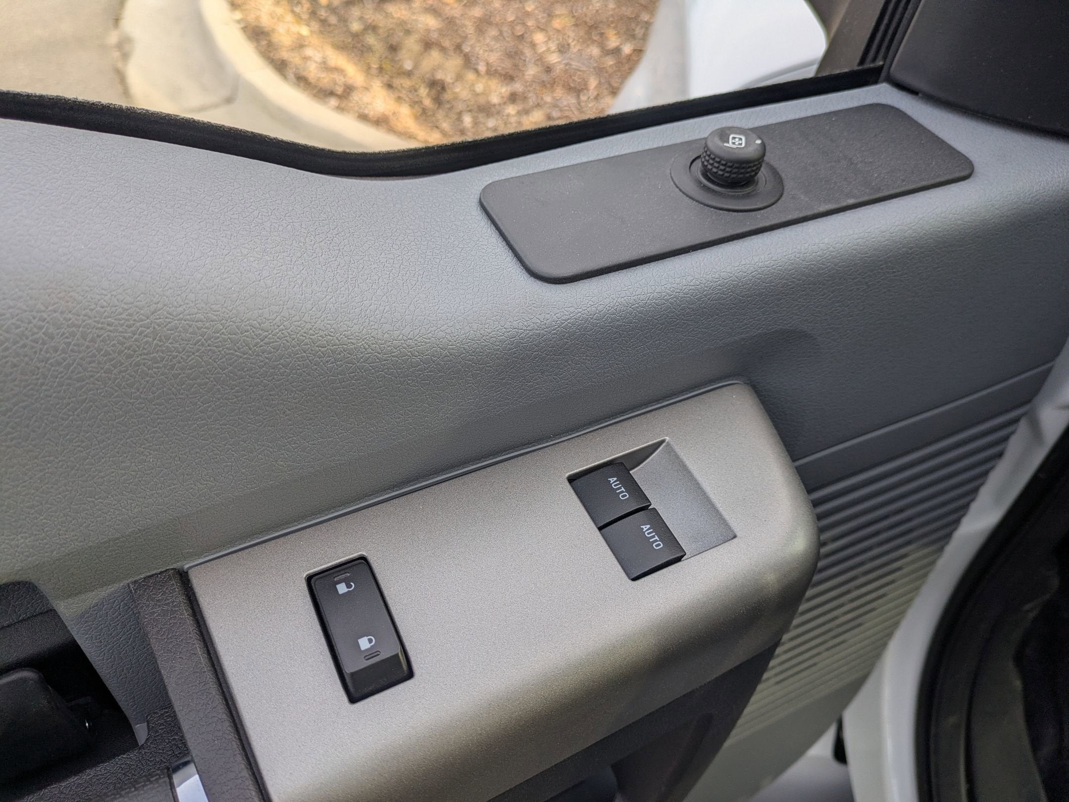 2027 Ford F-750SD Base