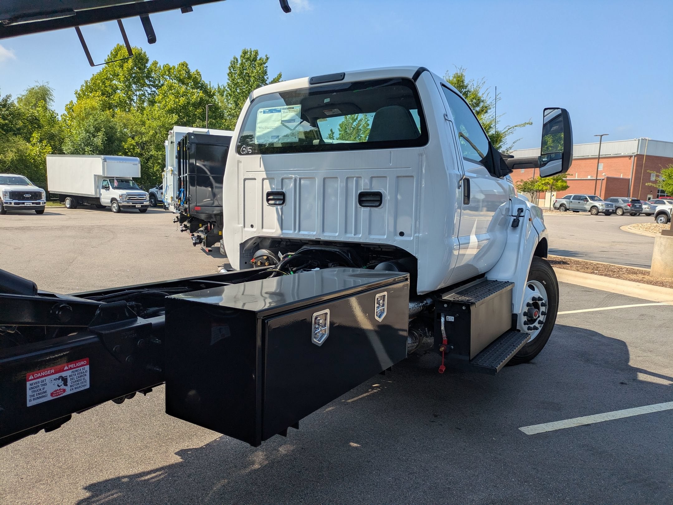 2027 Ford F-750SD Base