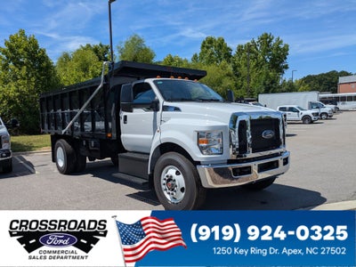 2027 Ford F-750SD Base