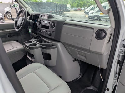 2027 Ford E-Series Cutaway Base