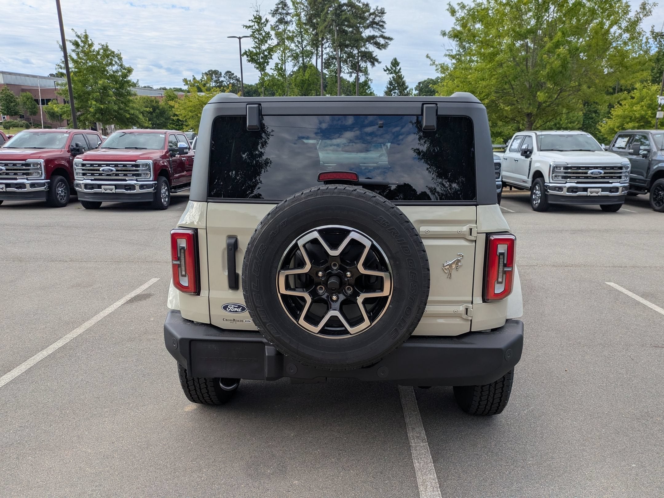 2026 Ford Bronco Outer Banks - Crossroads Courtesy Demo