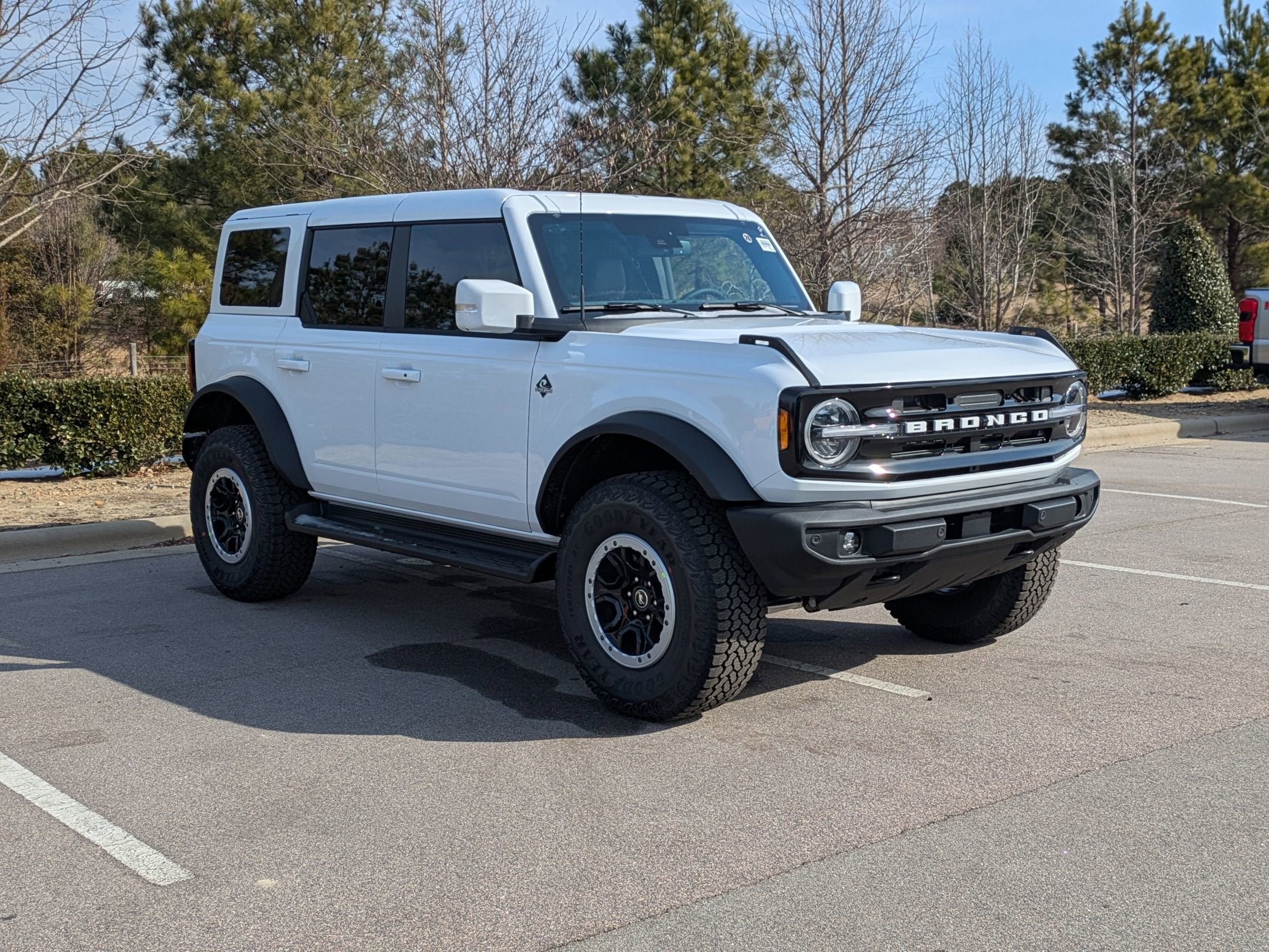 2025 Ford Bronco Outer Banks