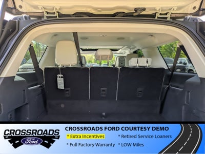 2026 Ford Expedition Max Platinum - Crossroads Courtesy Demo
