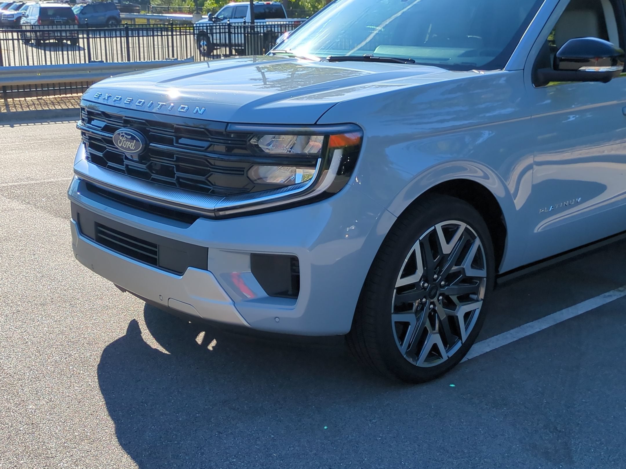 2026 Ford Expedition Max Platinum - Crossroads Courtesy Demo
