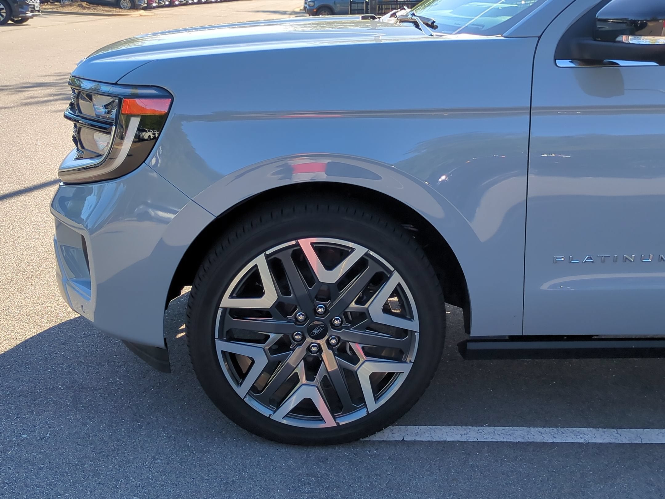 2026 Ford Expedition Max Platinum - Crossroads Courtesy Demo