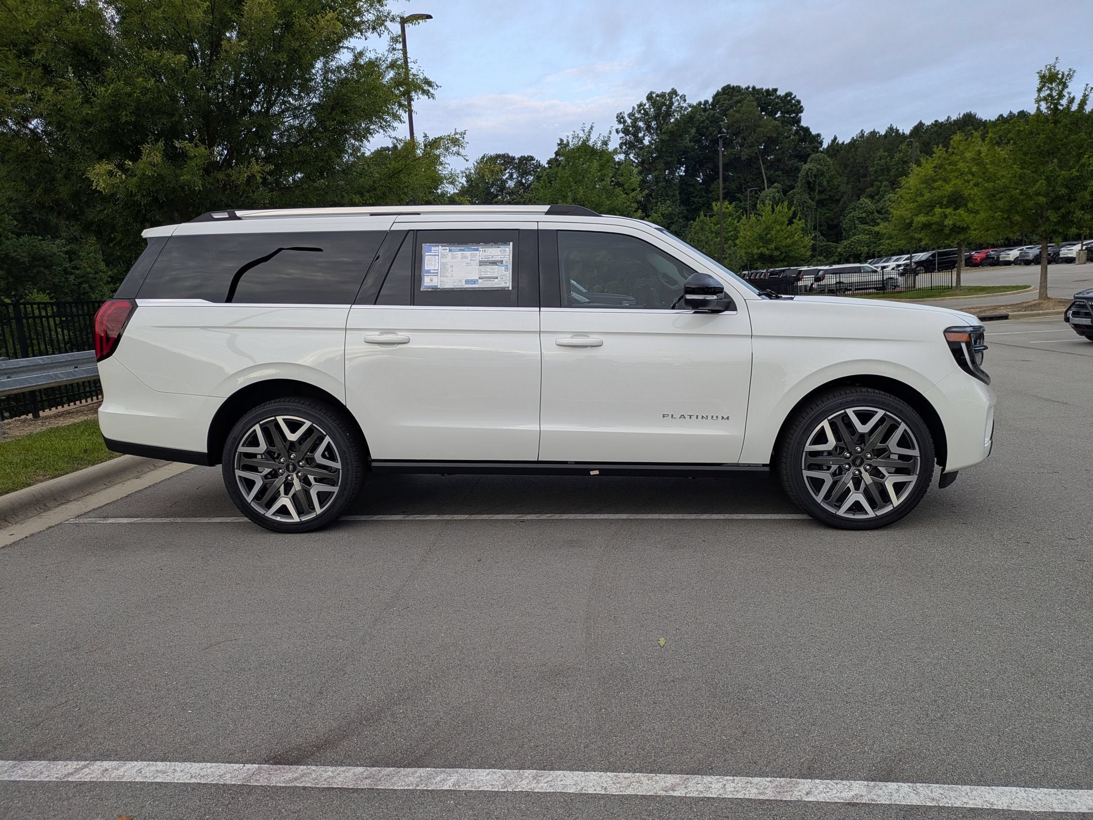 2027 Ford Expedition Max Platinum