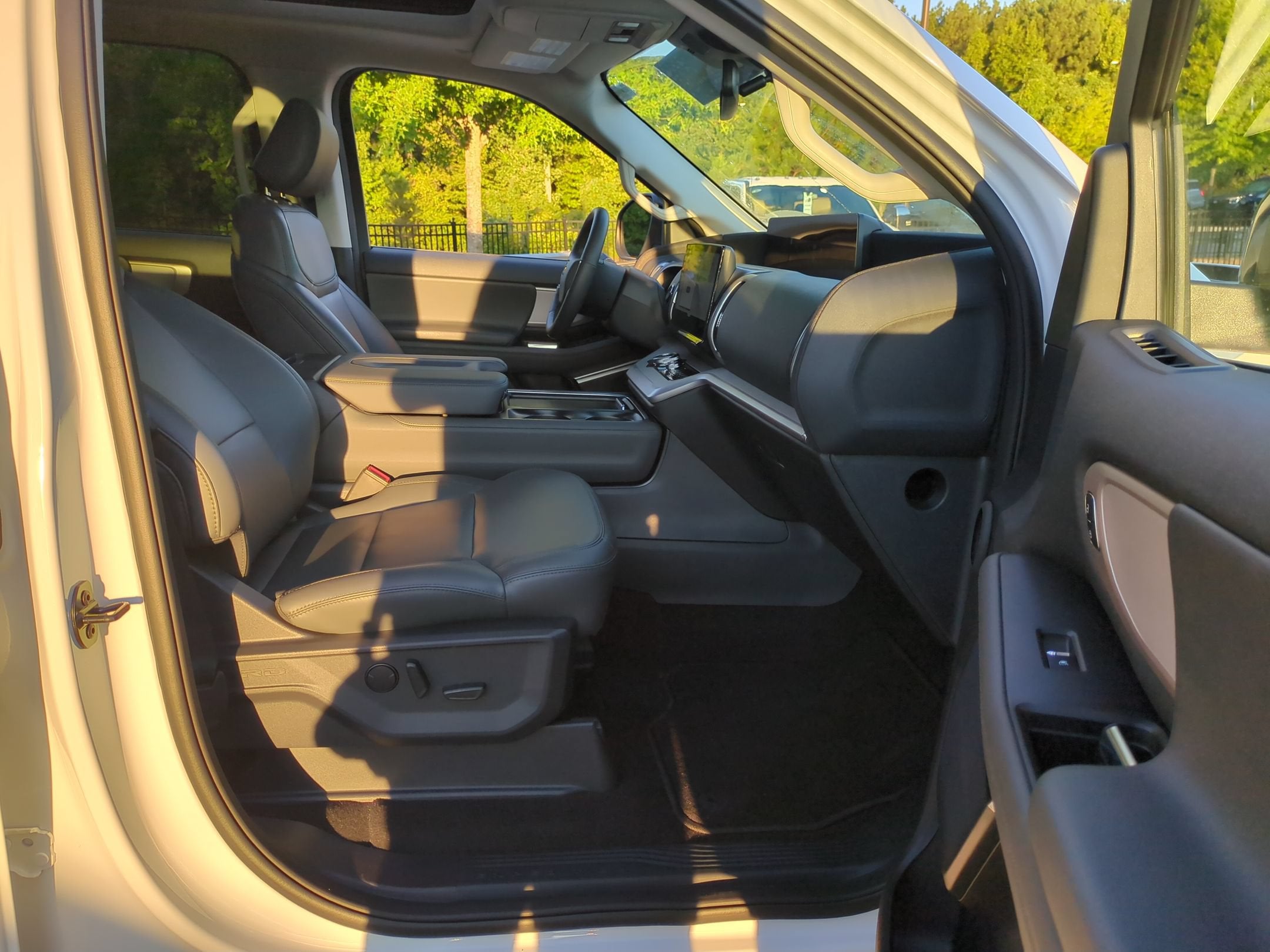 2026 Ford Expedition Active - Crossroads Courtesy Demo