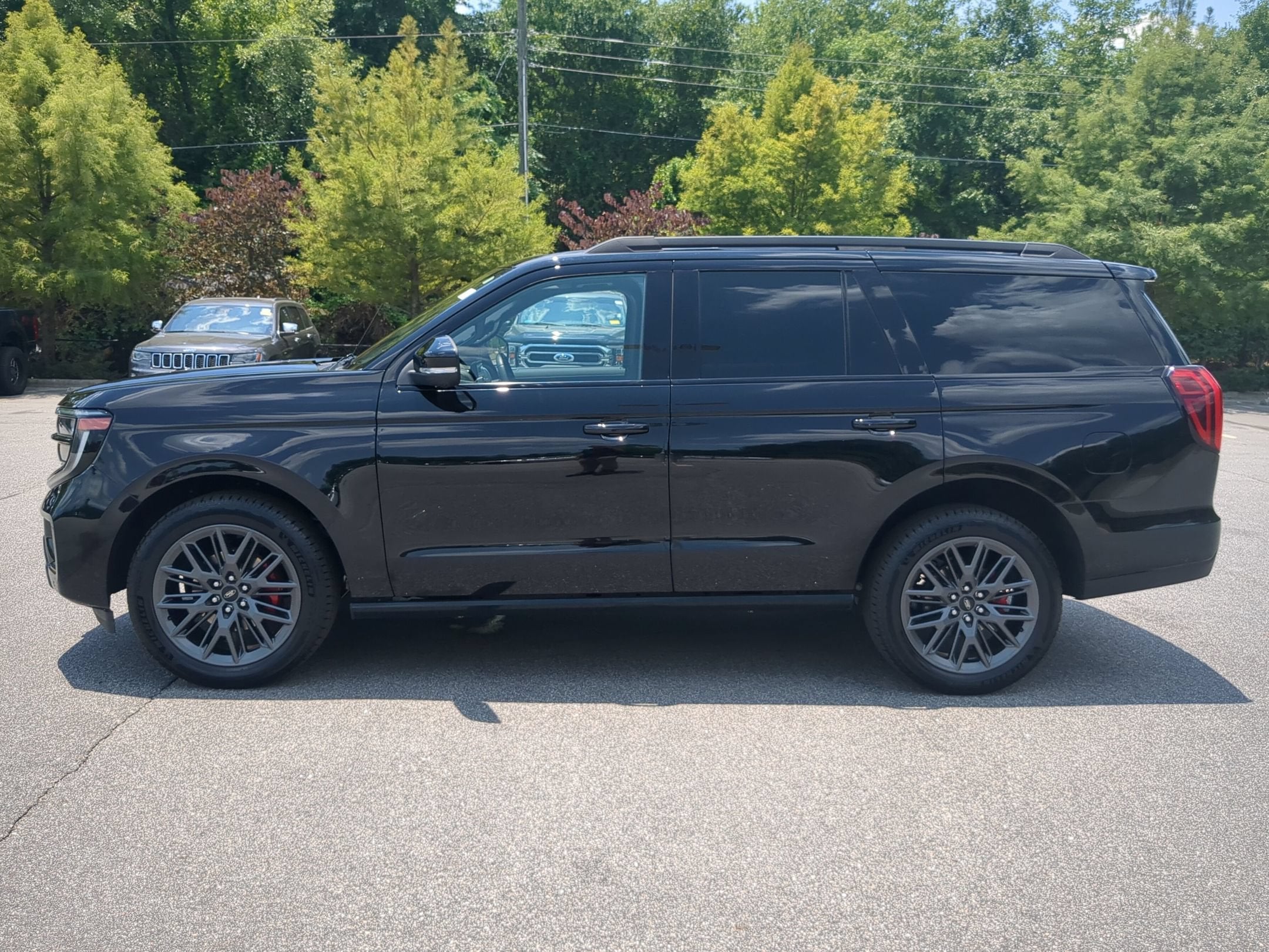 2025 Ford Expedition Platinum
