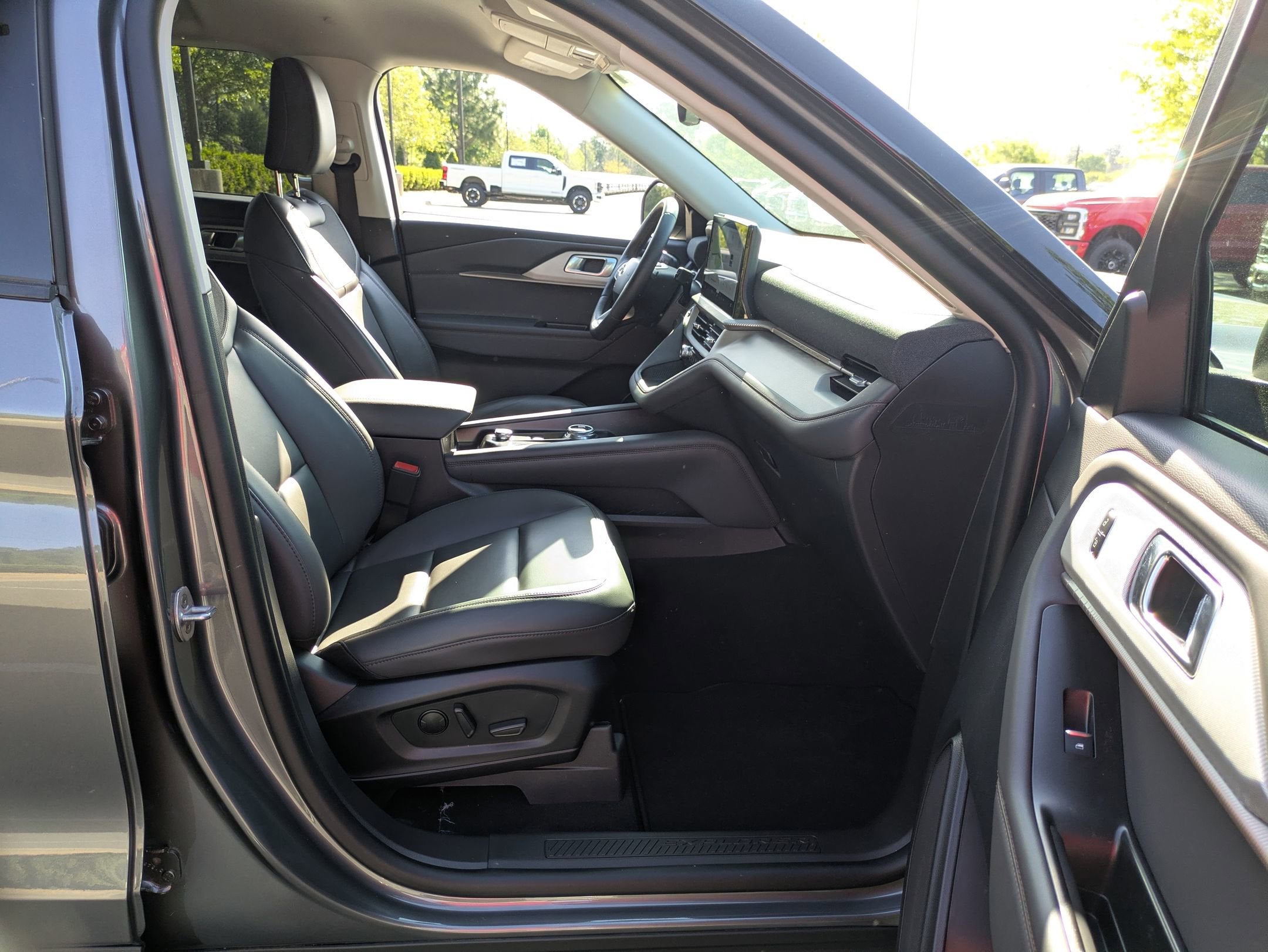 2026 Ford Explorer Active - Crossroads Courtesy Demo