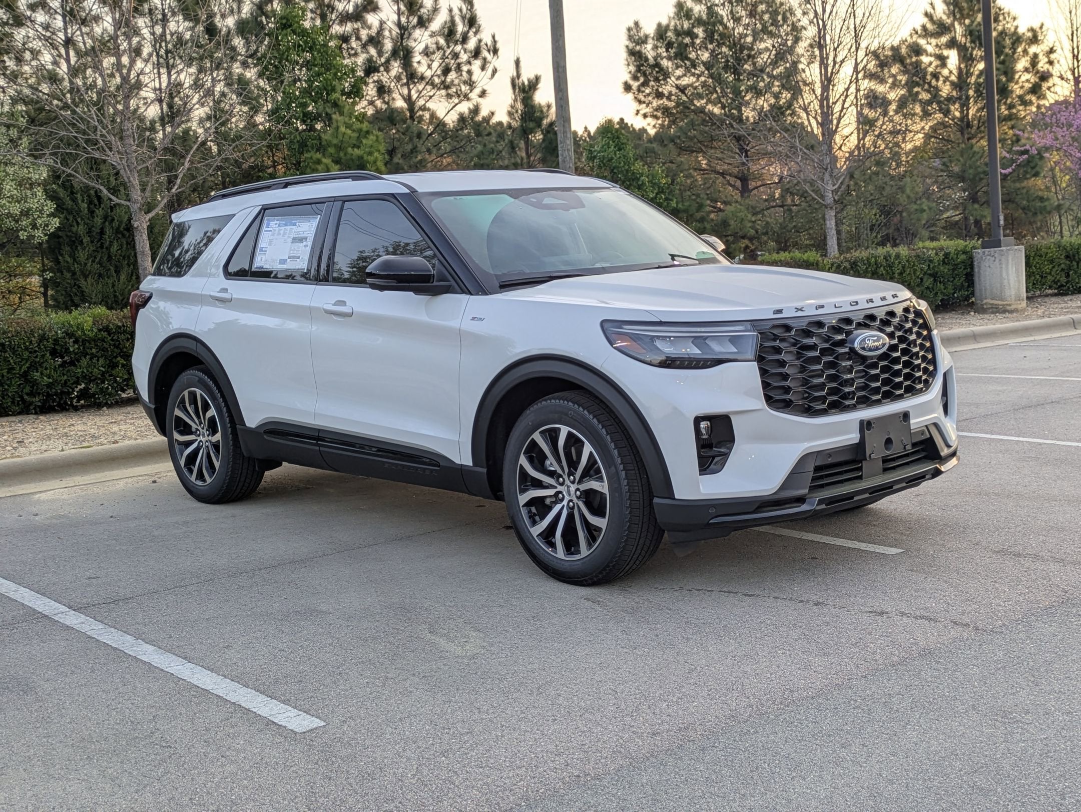 2026 Ford Explorer ST-Line