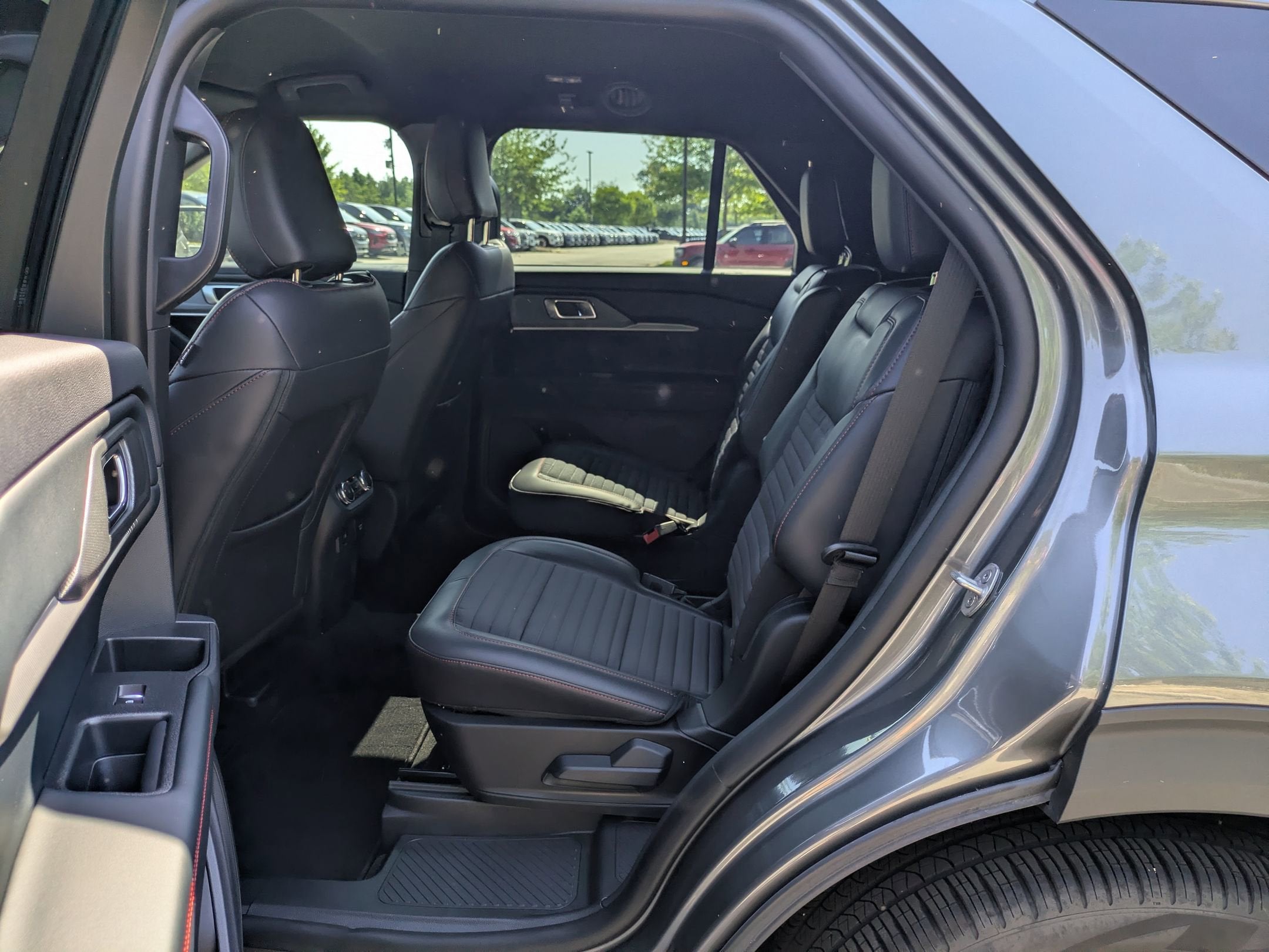2026 Ford Explorer ST-Line - Crossroads Courtesy Demo