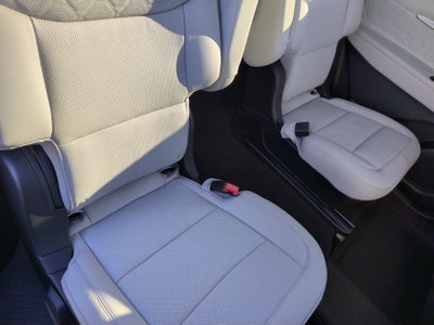 2026 Ford Explorer Platinum - Crossroads Courtesy Demo