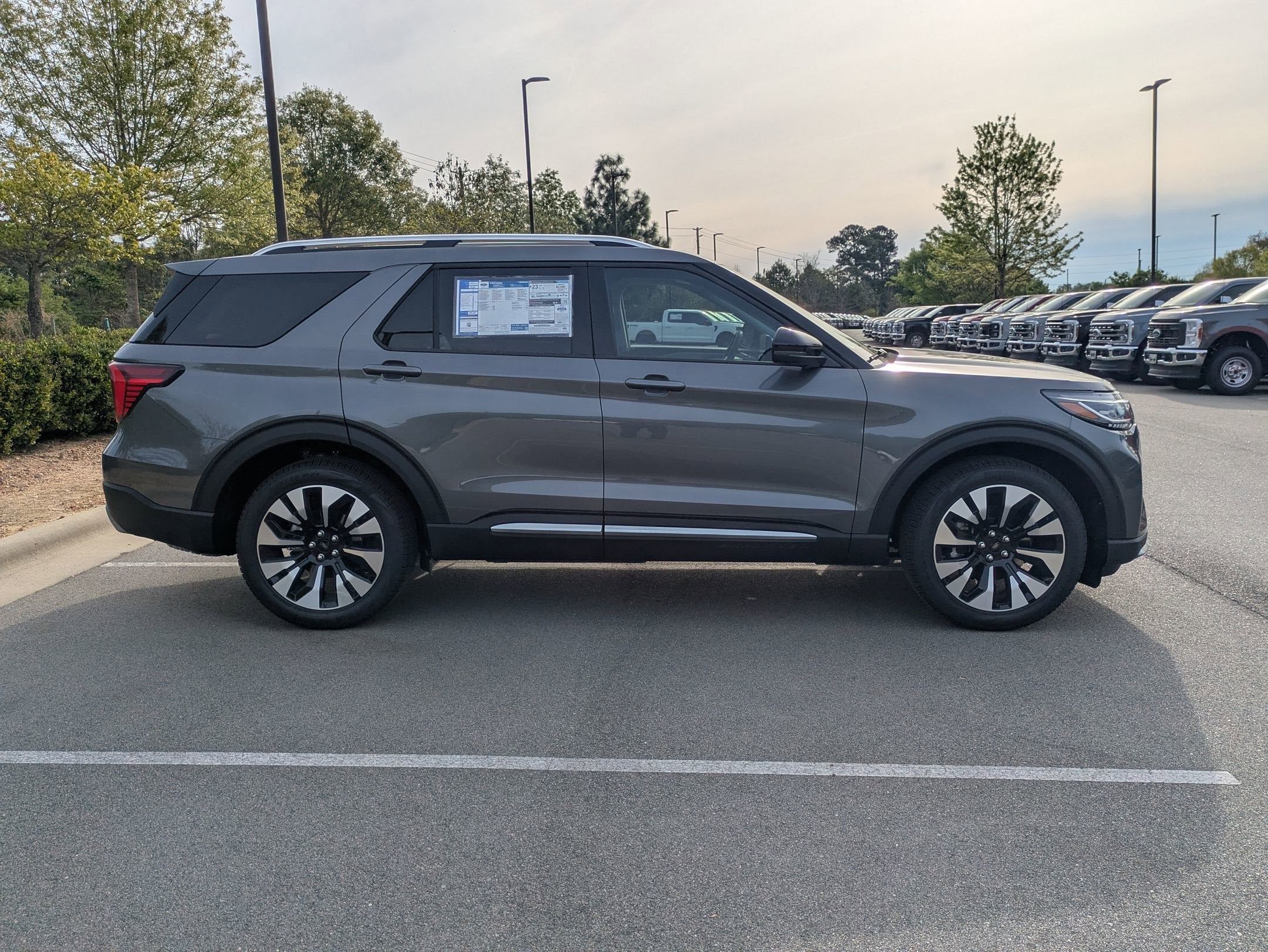 2026 Ford Explorer Platinum