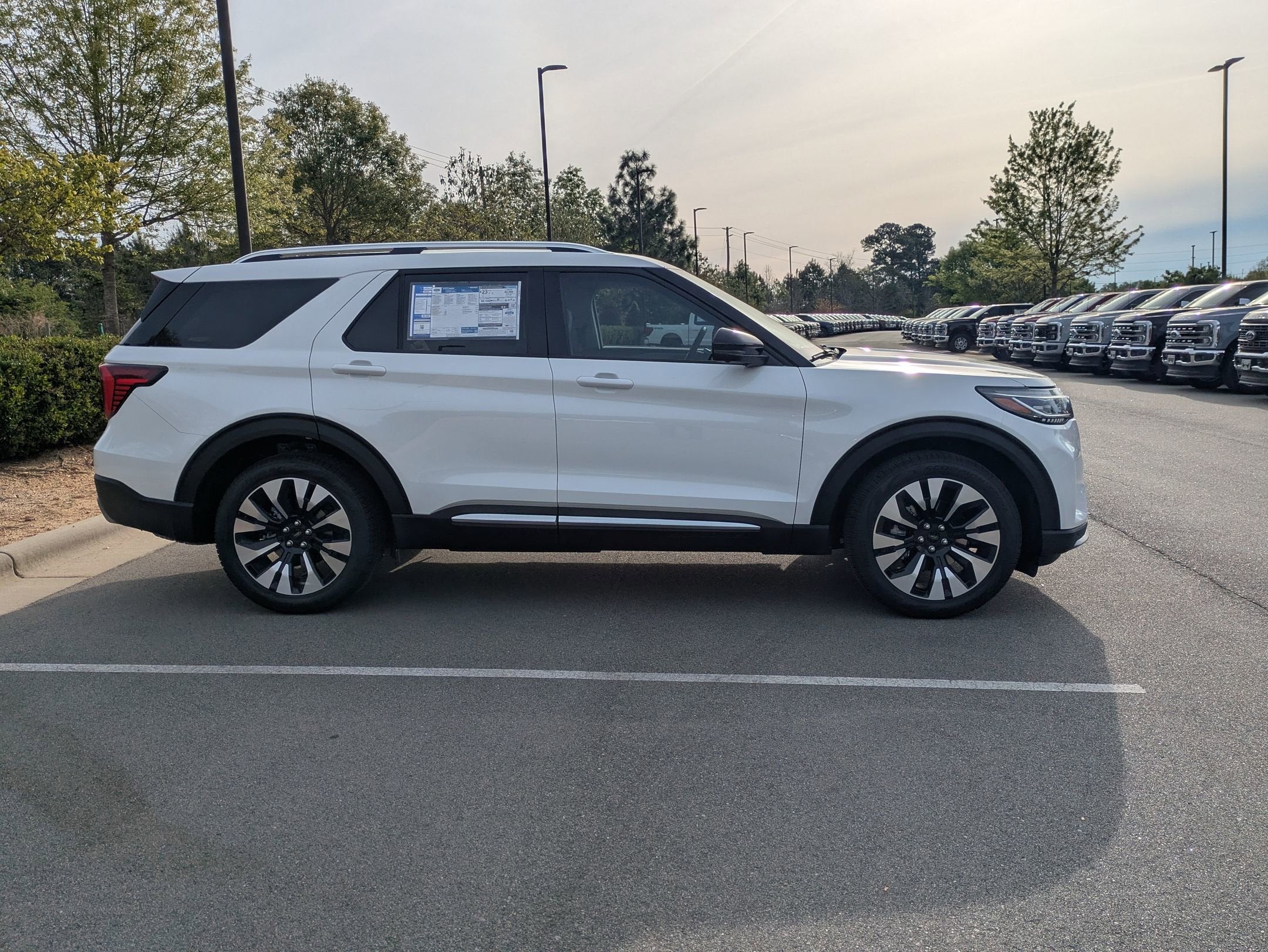 2026 Ford Explorer Platinum