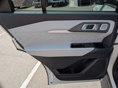 2026 Ford Explorer Platinum