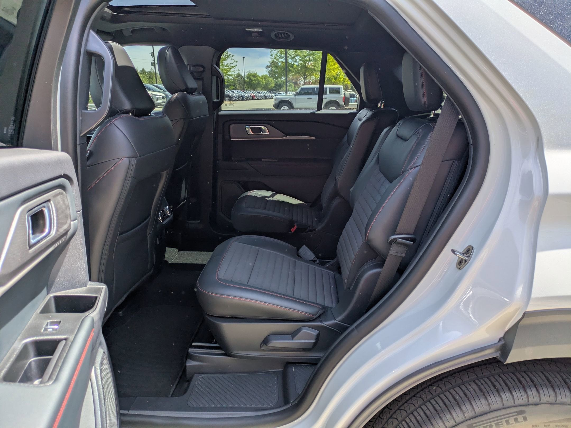 2026 Ford Explorer ST-Line - Crossroads Courtesy Demo