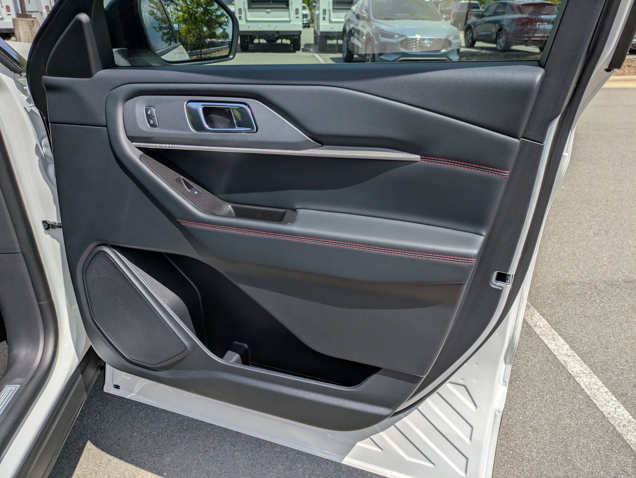 2026 Ford Explorer ST-Line - Crossroads Courtesy Demo