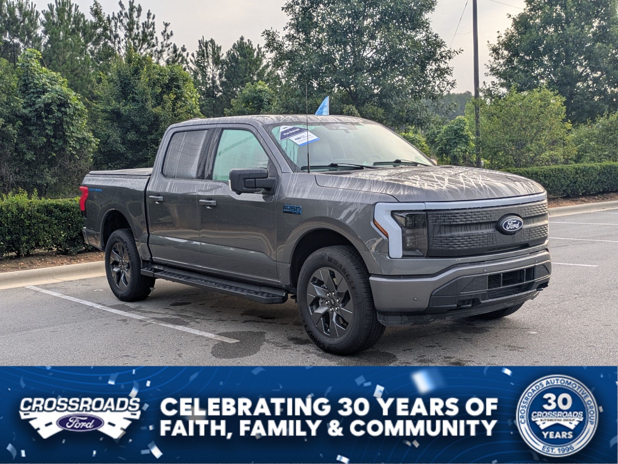 2025 Ford F-150 Lightning Flash