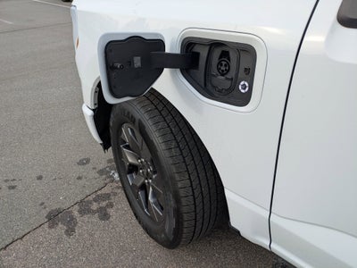 2024 Ford F-150 Lightning LARIAT