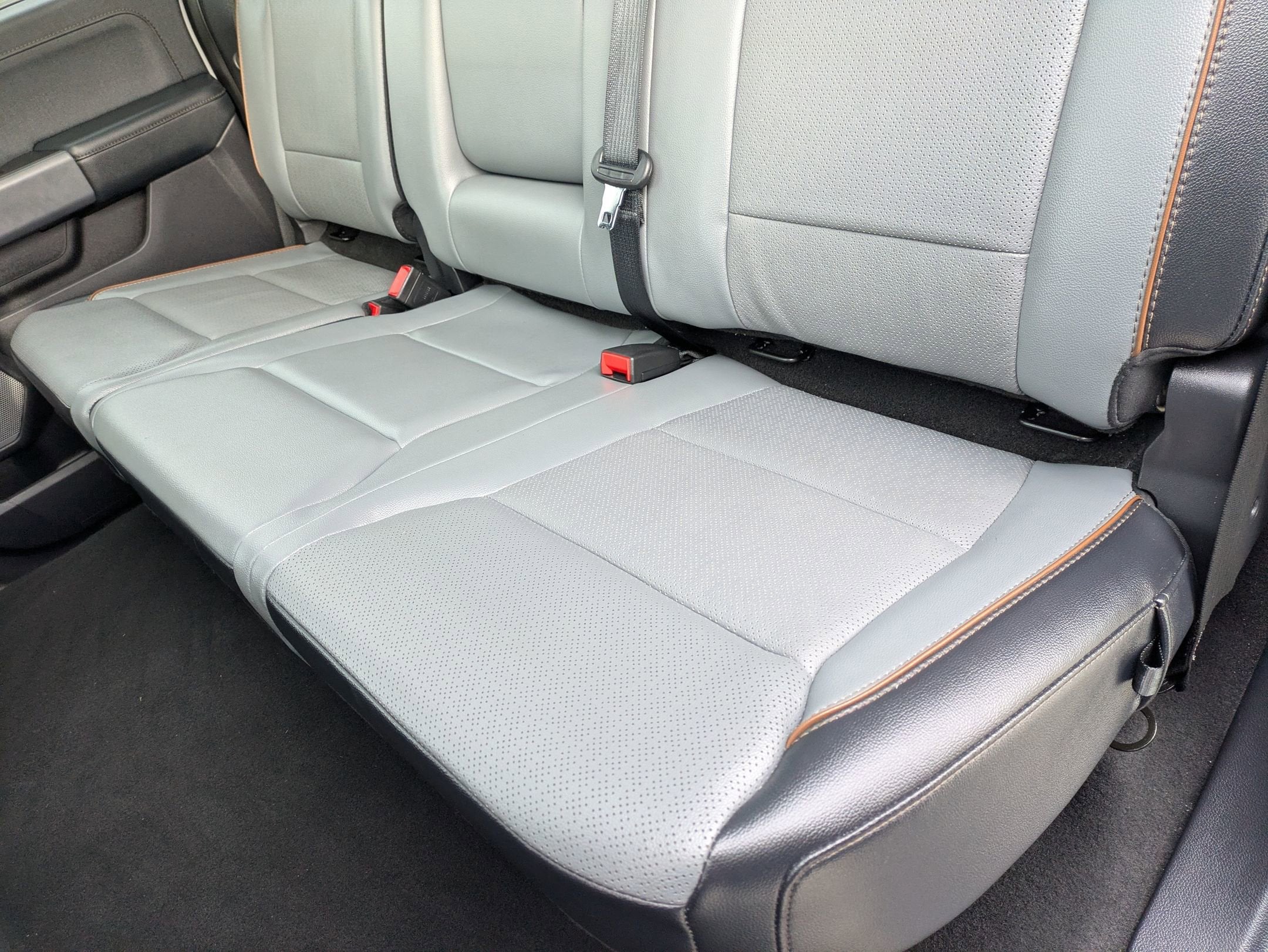 2024 Ford F-150 Lightning LARIAT