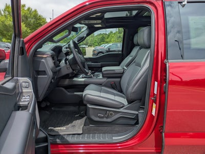 2025 Ford F-150 Lightning LARIAT