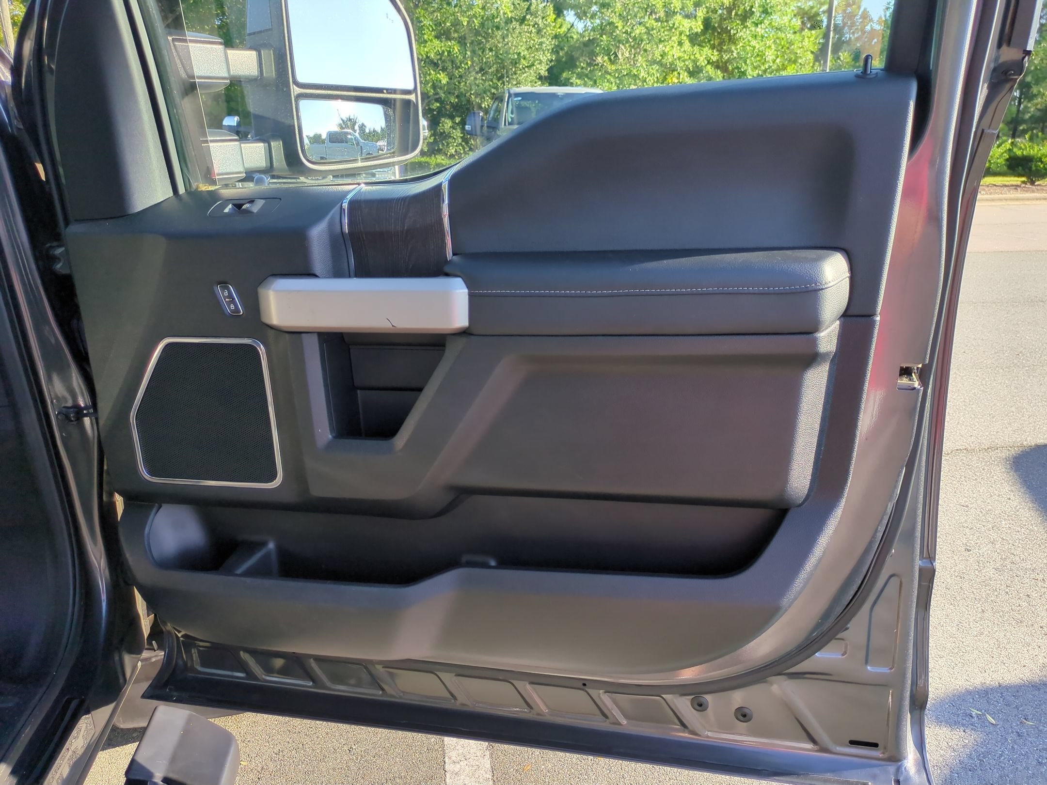 2020 Ford Super Duty F-250 SRW LARIAT