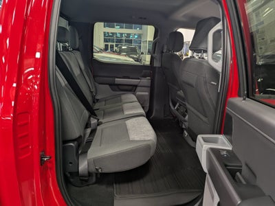 2027 Ford Super Duty F-250 SRW XLT